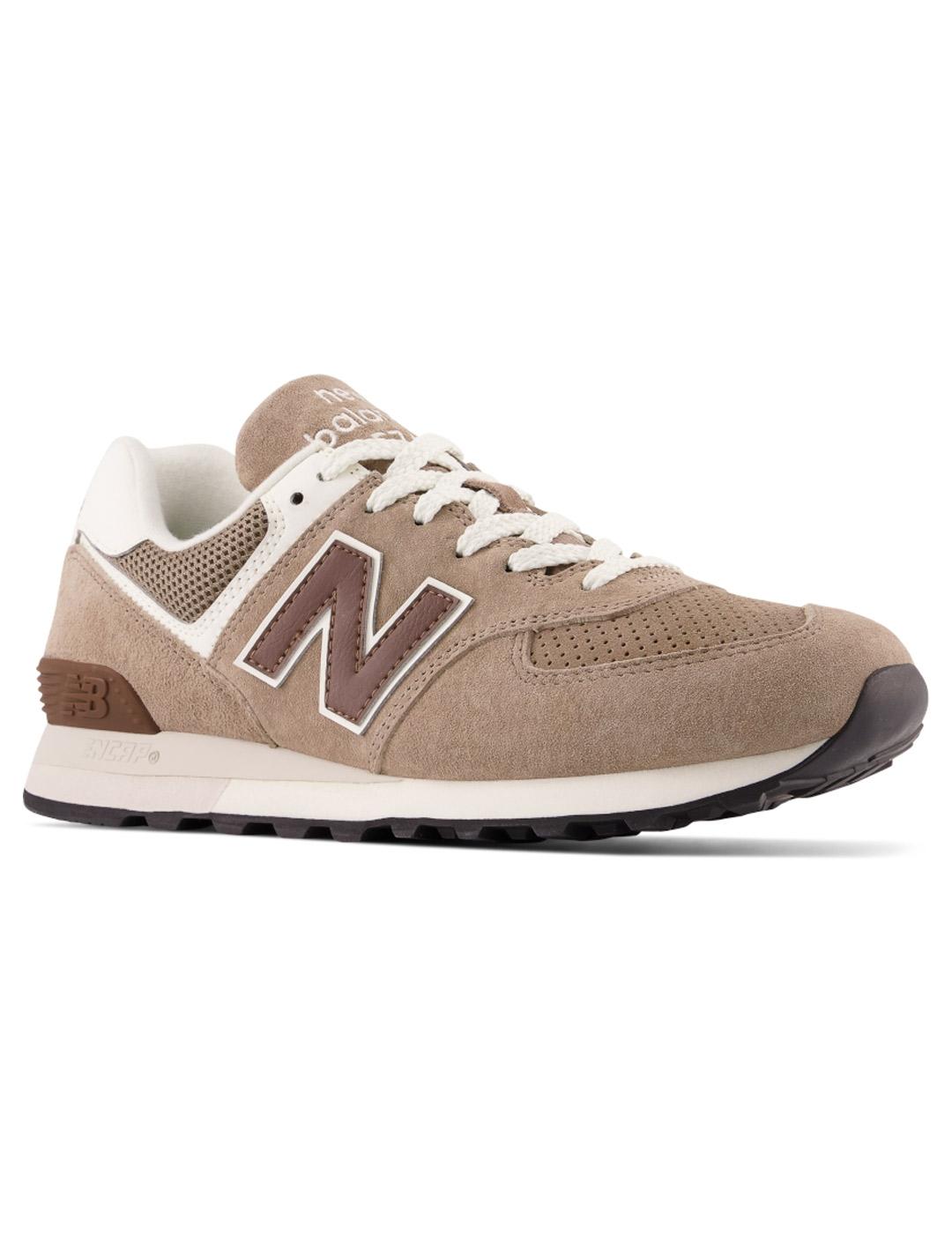 Salto Pilar champú Zapatillas New Balance 574 Marrón