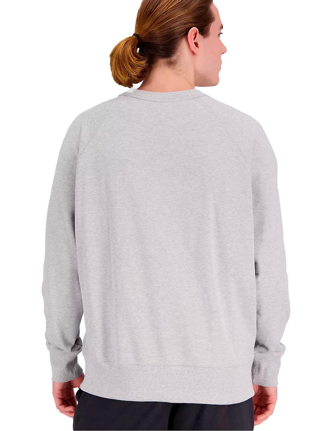 Sudadera New Balance Athletics Graphic Gris