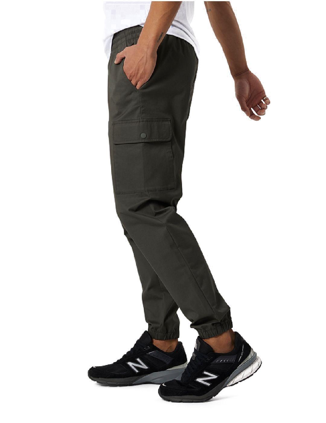 Pantalón New Balance NB Athletics Woven Cargo