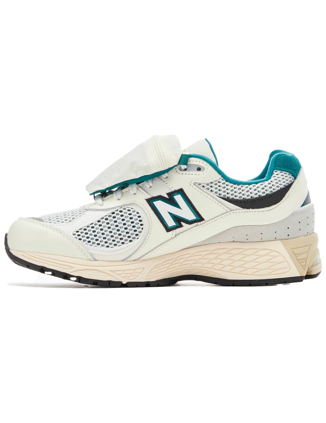 Zapatillas New Balance M2002RVD