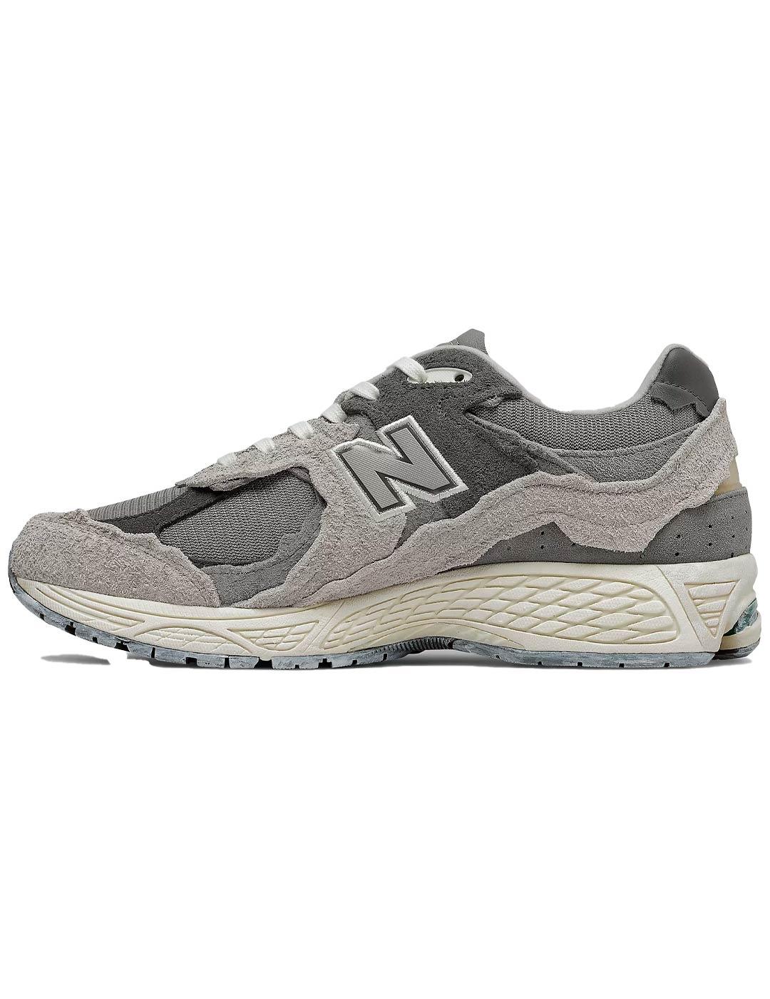 Zapatillas New Balance 2002R Protection Pack Gris