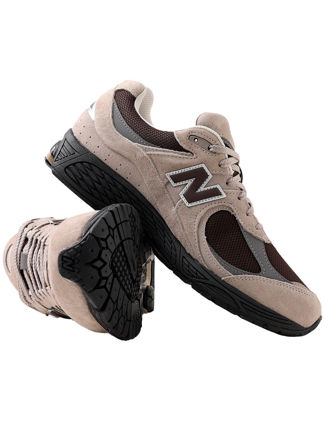 Zapatillas New Balance U2002RO Arid Stone